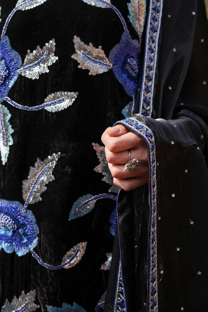 Black, Blue Flower Jaal Set