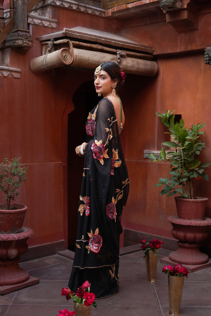 Imrose: First bloom of the rose