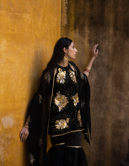 Black Sitara Flower Set