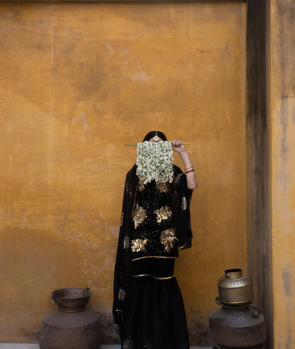 Black Sitara Flower Set